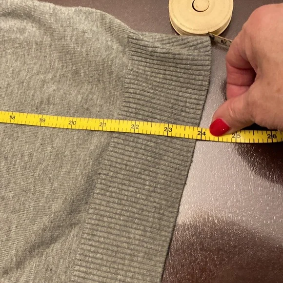 Gray button up the front sweater. Suitable for evening wear. Size XL - Picture 6 of 10